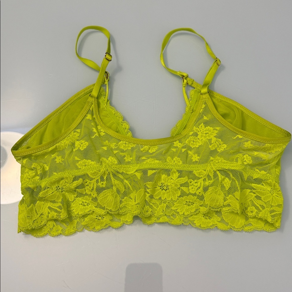 Aerie Lace Bralette with Plunge Neckline - Picture 3 of 5